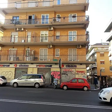 House Cornelia Rome