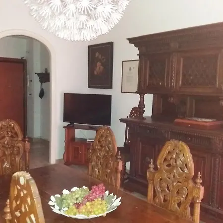 House Cornelia Rome